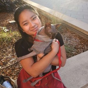 Meet your Posher, Jenine